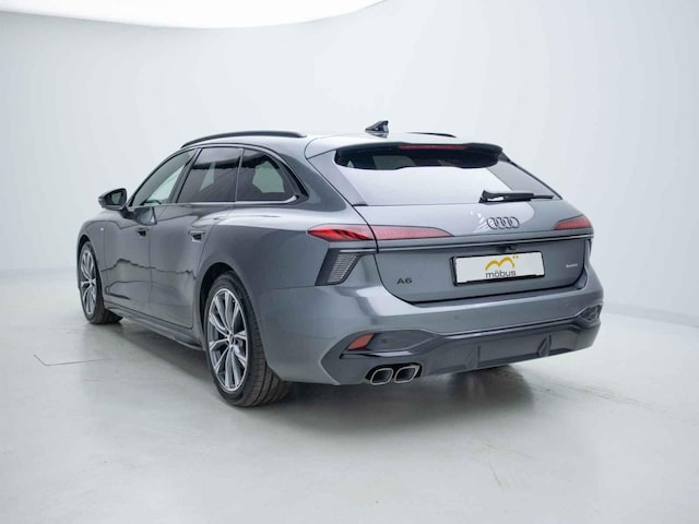 Audi A6 Avant Quattro S-Tronic