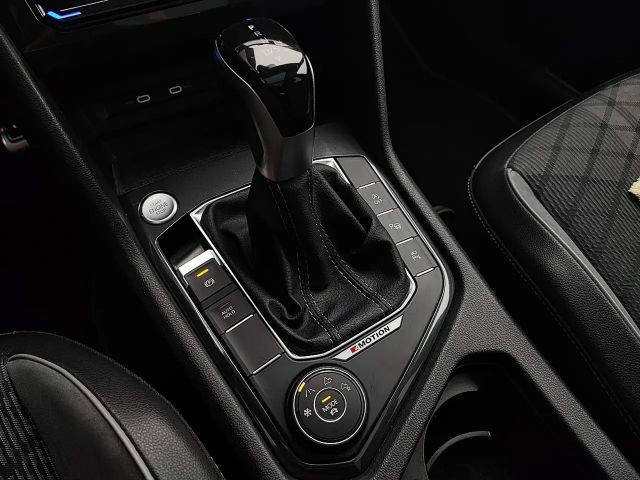 Volkswagen Tiguan 4Motion Allspace DSG R-Line