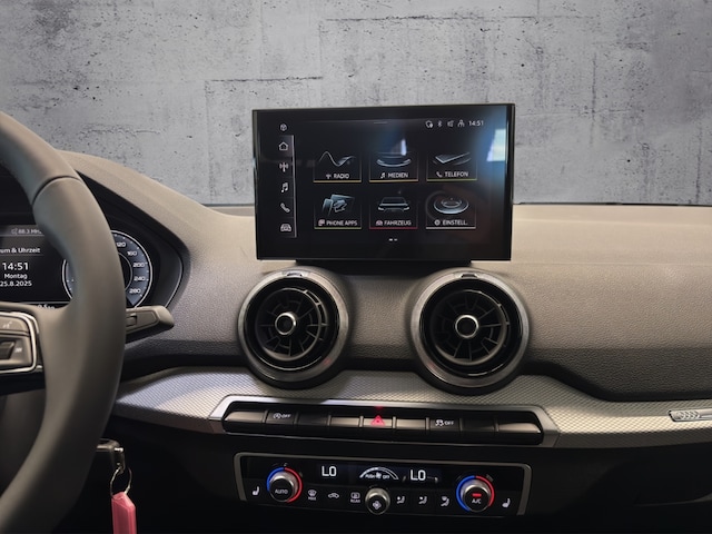 Audi Q2 30 TFSI S-Line