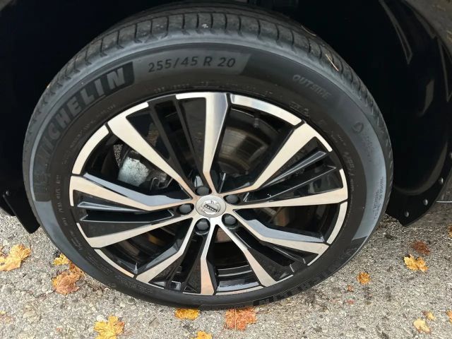 Volvo XC60 AWD R-Design