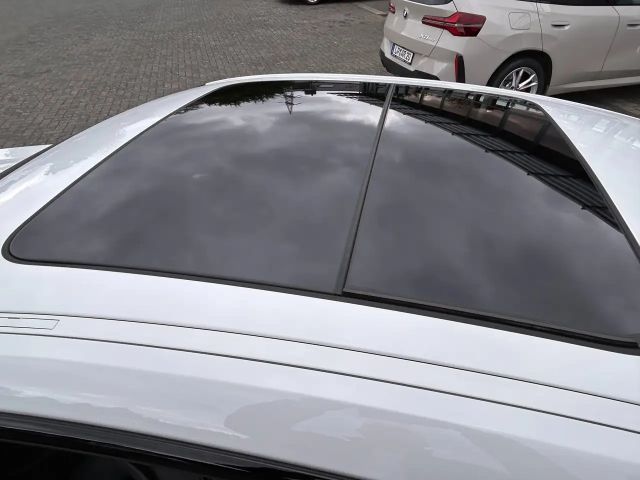 BMW 220 220d 220i M-Sport Sedan