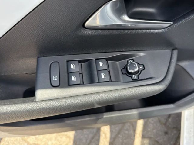 Opel Astra 1.2 Turbo Edition Turbo