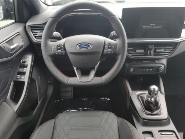 Ford Focus EcoBoost ST Line Wagon