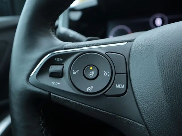 Opel Grandland X 1.2 Turbo Elegance business+