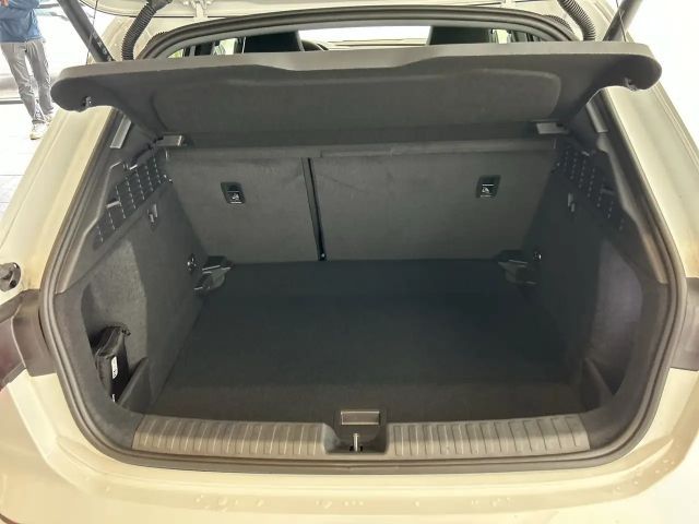 Audi A3 30 TFSI Sedan