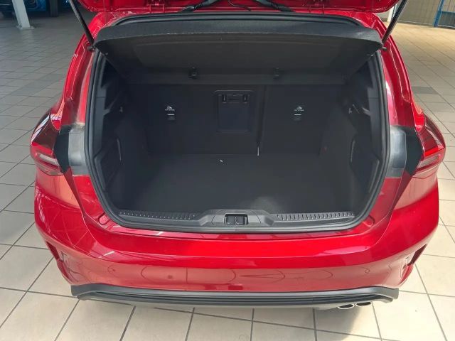 Ford Focus EcoBoost ST Line