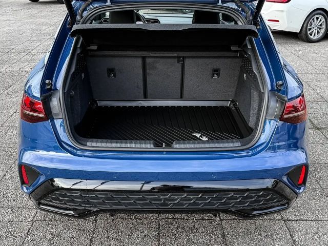 Audi A3 35 TFSI S-Line Sedan Sportback