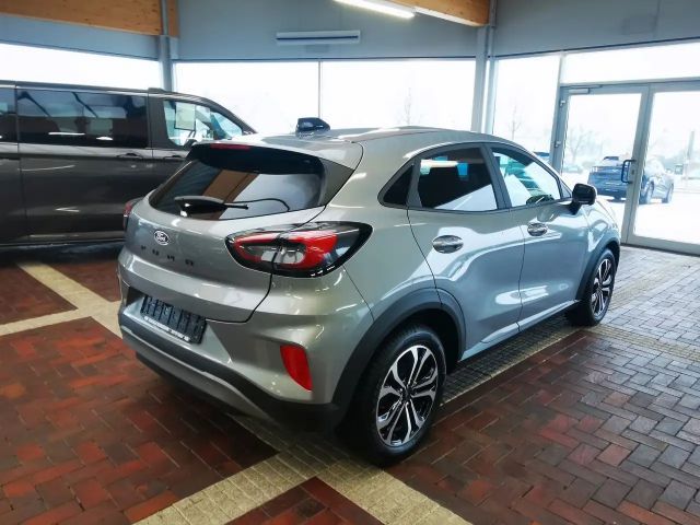 Ford Puma EcoBoost Titanium