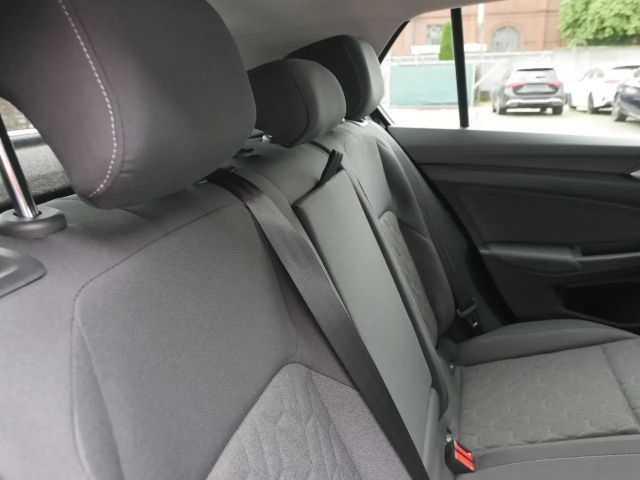 Volkswagen Golf 1.5 eTSI Golf VIII Life