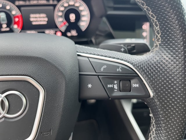 Audi S3 Quattro S-Tronic Sedan