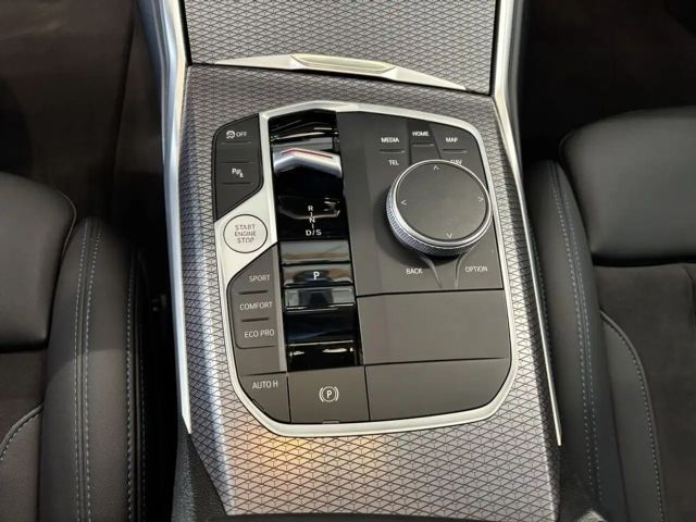 BMW 320 320d M-Sport Touring xDrive