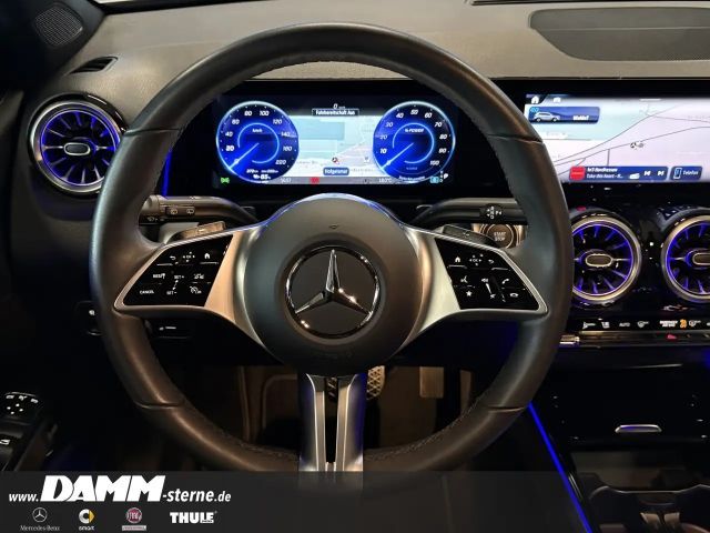 Mercedes-Benz EQB 300 4MATIC Progressive