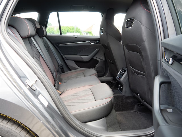 Skoda Octavia 2.0 TSI Combi RS