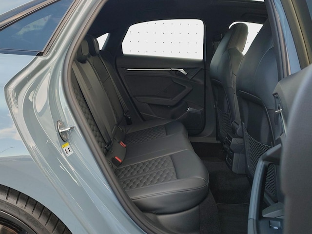 Audi RS3 Quattro S-Tronic Sedan