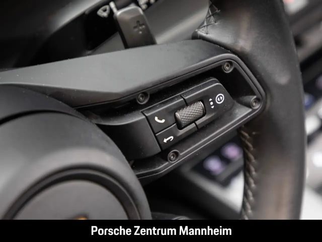 Porsche 992 4 Cabrio GTS