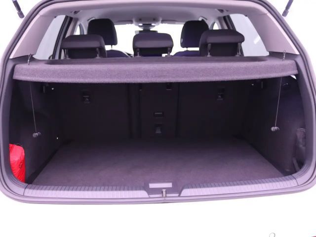 Volkswagen Golf 1.5 eTSI DSG Golf VIII Life