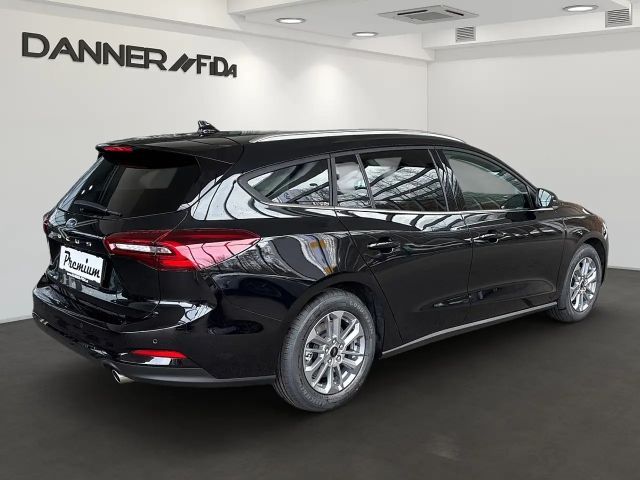 Ford Focus Titanium Wagon