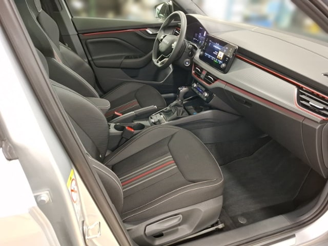 Skoda Kamiq 1,0 TSI DSG MATRIX PANO RFK SHZ PDC