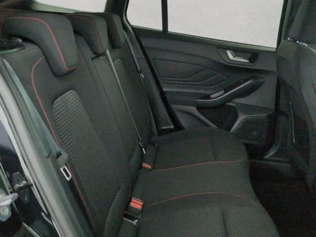 Ford Focus ST Line Wagon