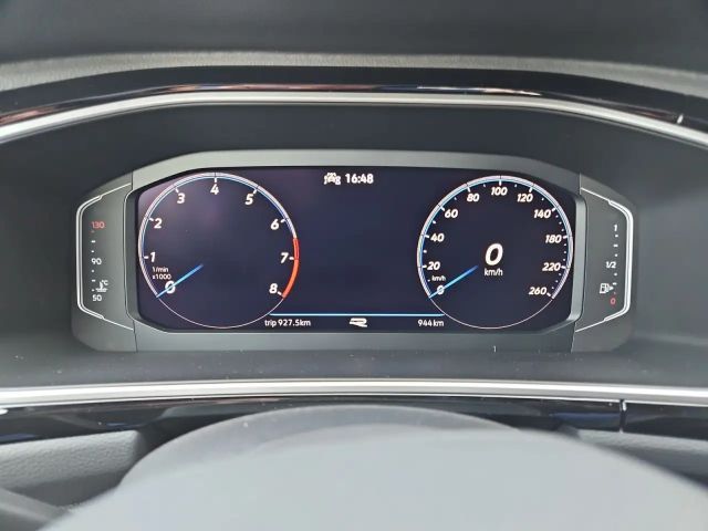 Volkswagen T-Roc 1.5 TSI DSG R-Line