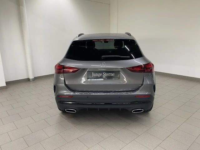 Mercedes-Benz GLA 250 AMG Line