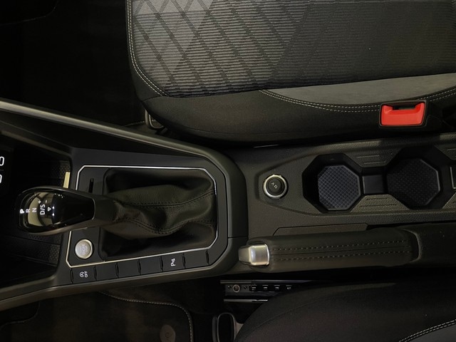 Volkswagen Taigo 1.0 TSI R-Line