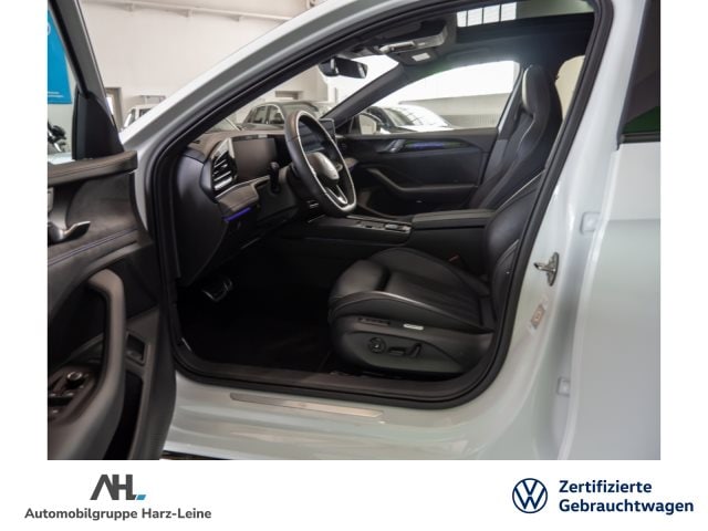 Volkswagen Passat DSG R-Line