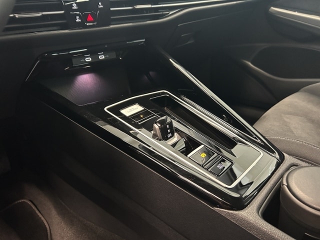 Volkswagen Golf 2.0 TSI DSG Golf VIII