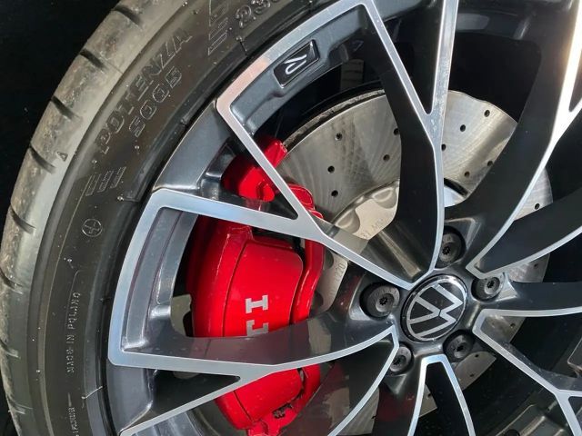 Volkswagen Golf 2.0 TSI DSG GTI