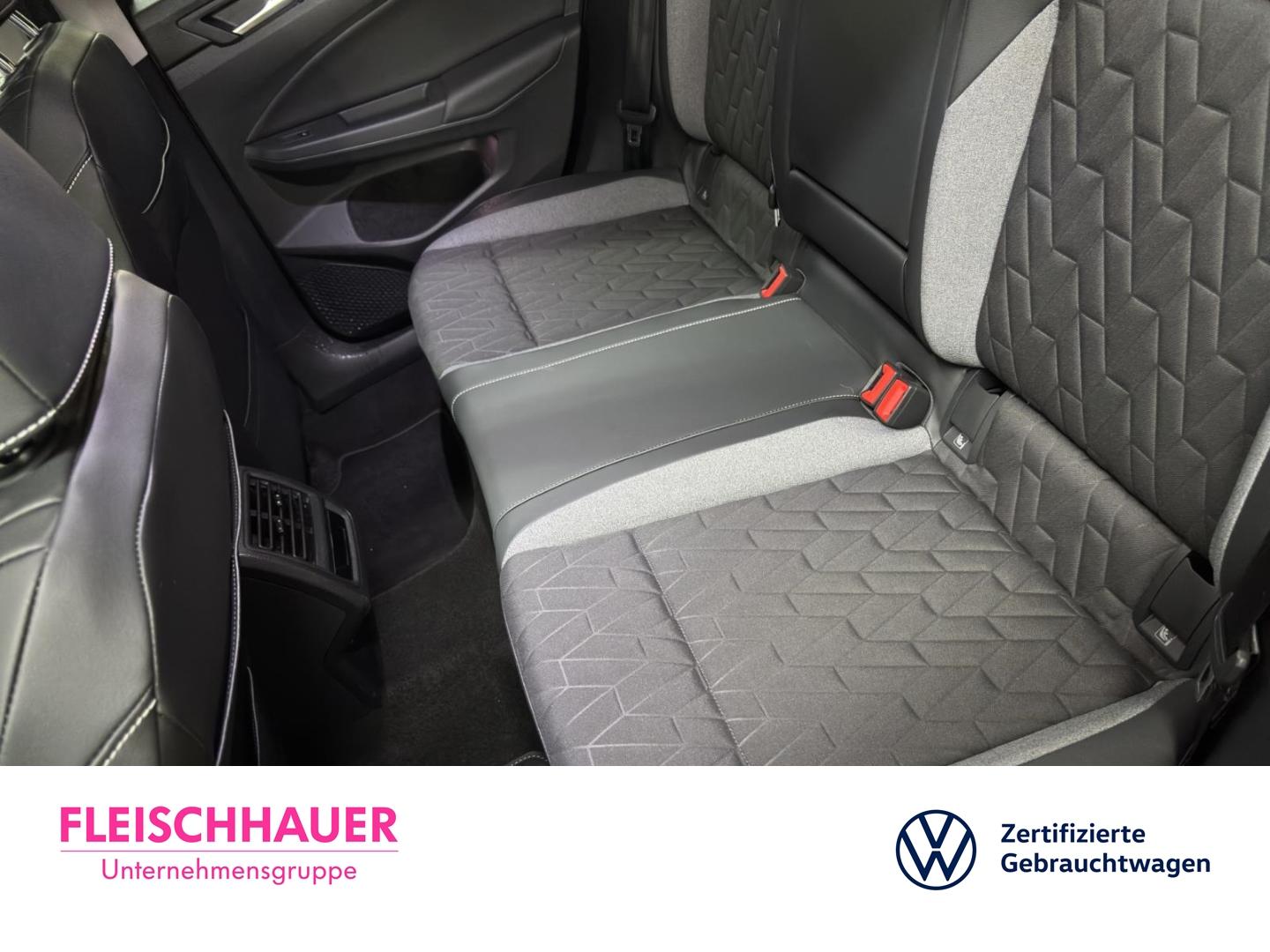 Volkswagen Golf 1.5 eTSI Golf VIII Life