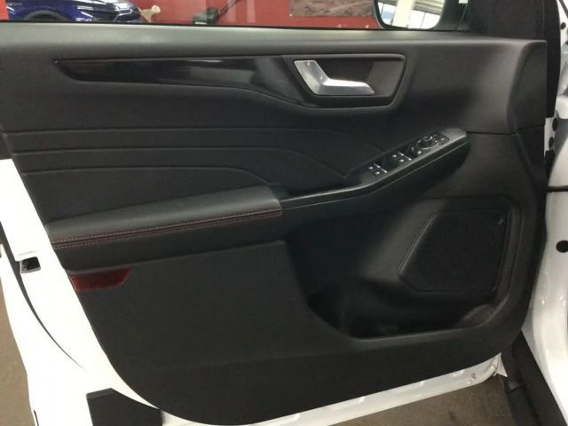 Ford Kuga Plug in Hybrid ST Line