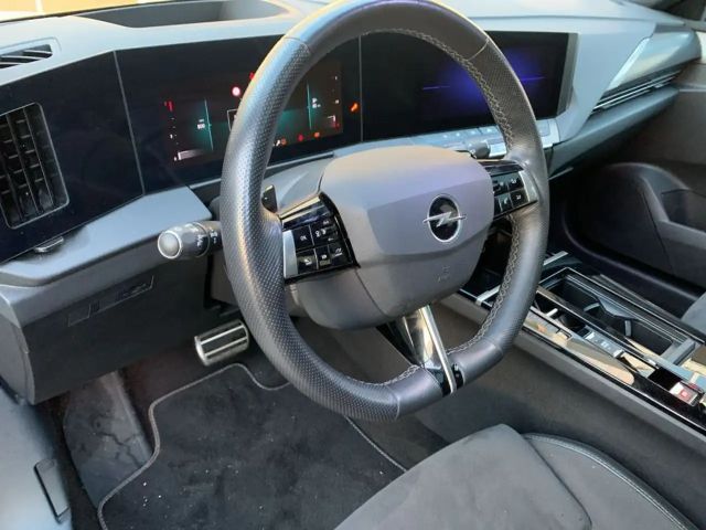 Opel Astra 1.2 Turbo Ultimate