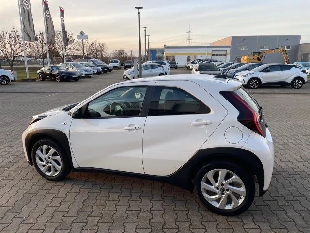 Toyota Aygo X Hatchback Play X-play