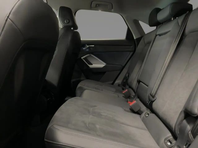 Audi Q3 35 TDI S-Line