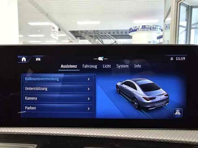 Mercedes-Benz CLA 180 AMG Line Coupé Premium