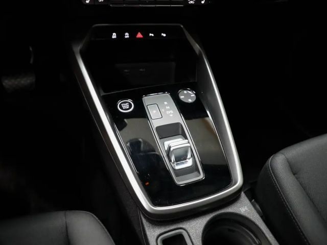 Audi A3 30 TDI S-Tronic Sedan