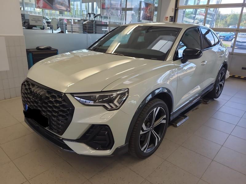 Audi Q3 40 TDI Quattro S-Line Sportback