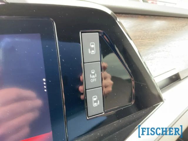 Volkswagen Multivan 2.0 TDI Lang Style T7