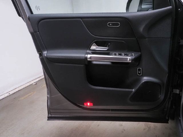 Mercedes-Benz EQB 350 4MATIC