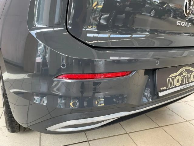 Volkswagen Golf 1.5 eTSI DSG Golf VIII Style