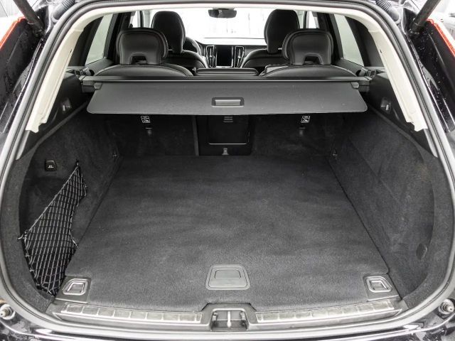 Volvo XC60 Dark Plus