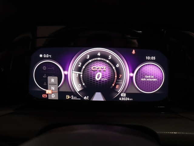 Volkswagen Golf 2.0 TSI Sport