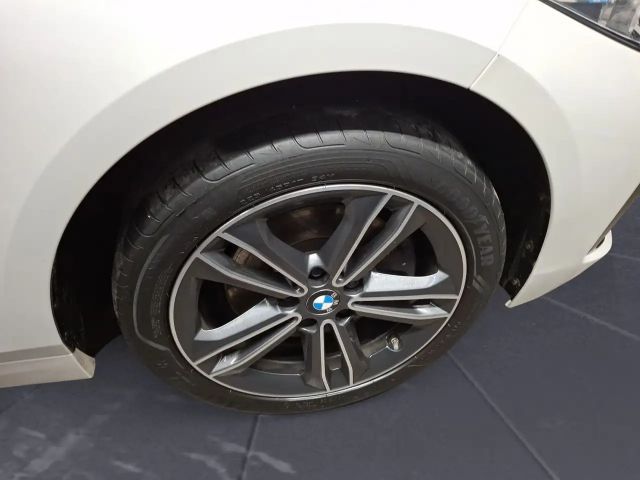 BMW 118 118d Sedan Sport Line