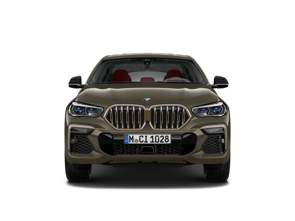 BMW X6 M50i