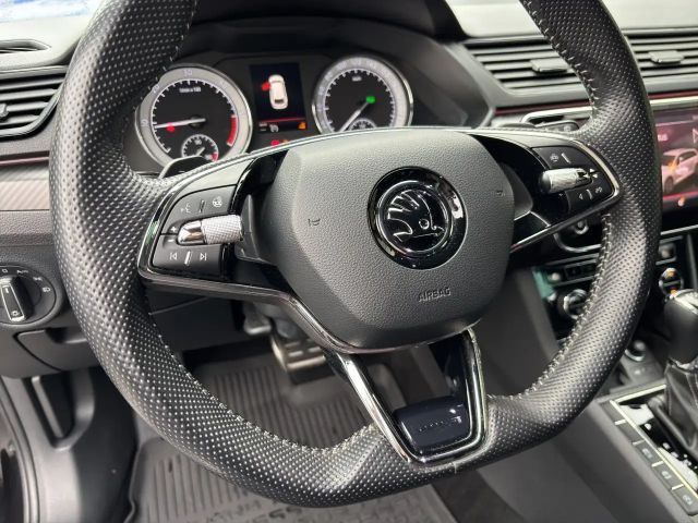 Skoda Superb 2.0 TDI Combi Sportline