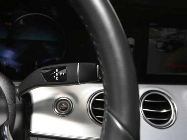 Mercedes-Benz E 200 AVANTGARDE E 200 d Estate