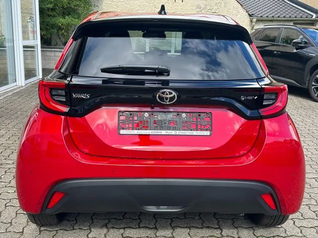 Toyota Yaris Active Hatchback Hybride