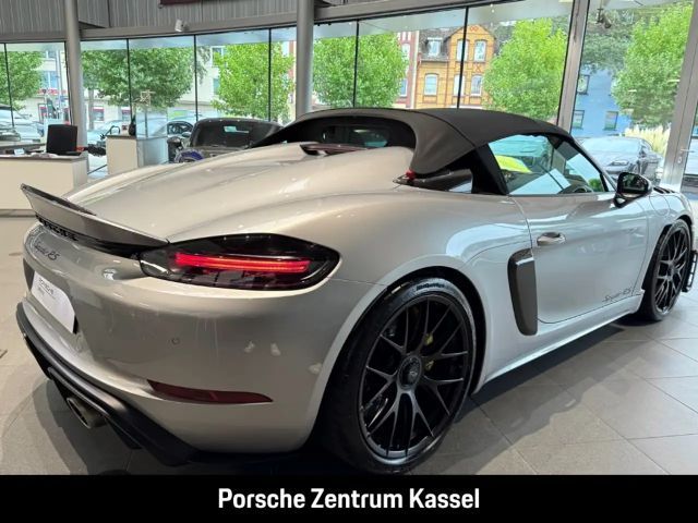 Porsche Cayman 718 RS