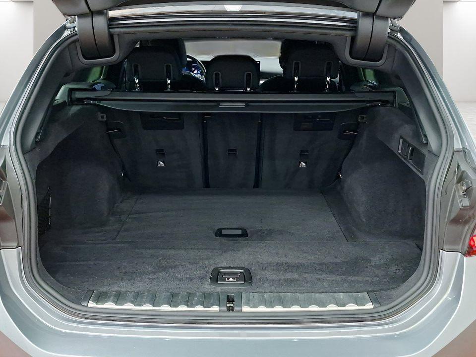 BMW 330 330i Touring