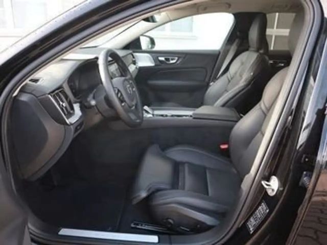 Volvo V60 Cross Country Ultimate